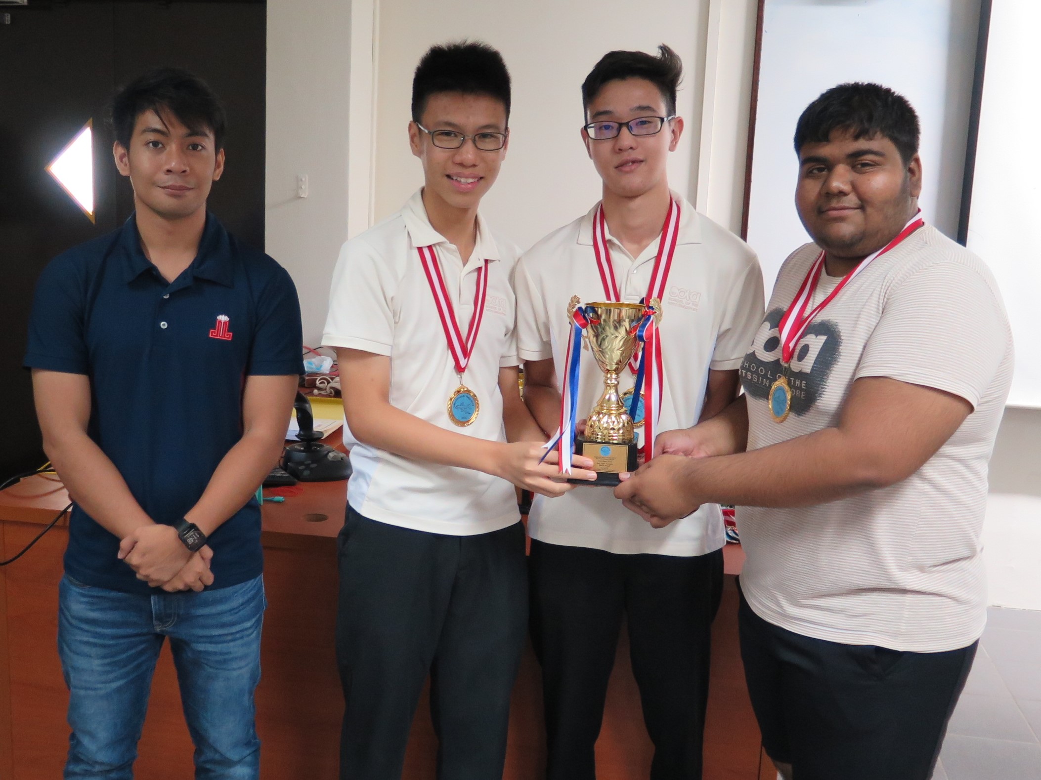 YEAR 15 AIR RACE RESULT - School of The Arts